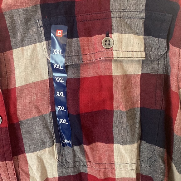 Button down - Picture 3 of 4